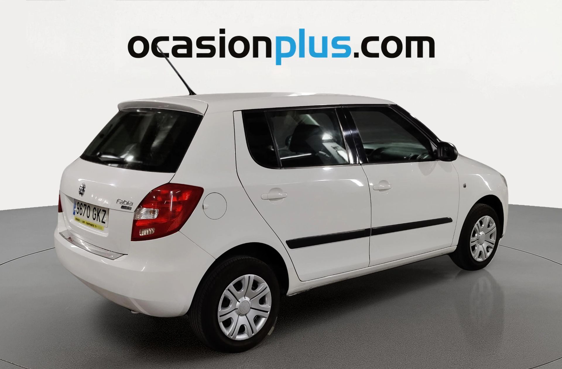 Škoda Fabia 1.2 Young - foto 4