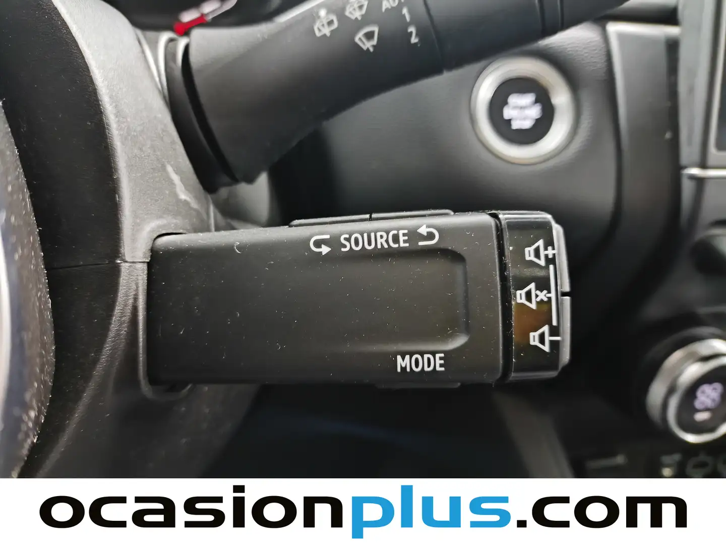 Foto Renault Captur Renault Captur TCe 140 Micro Híbrido Fast Track (140 CV)