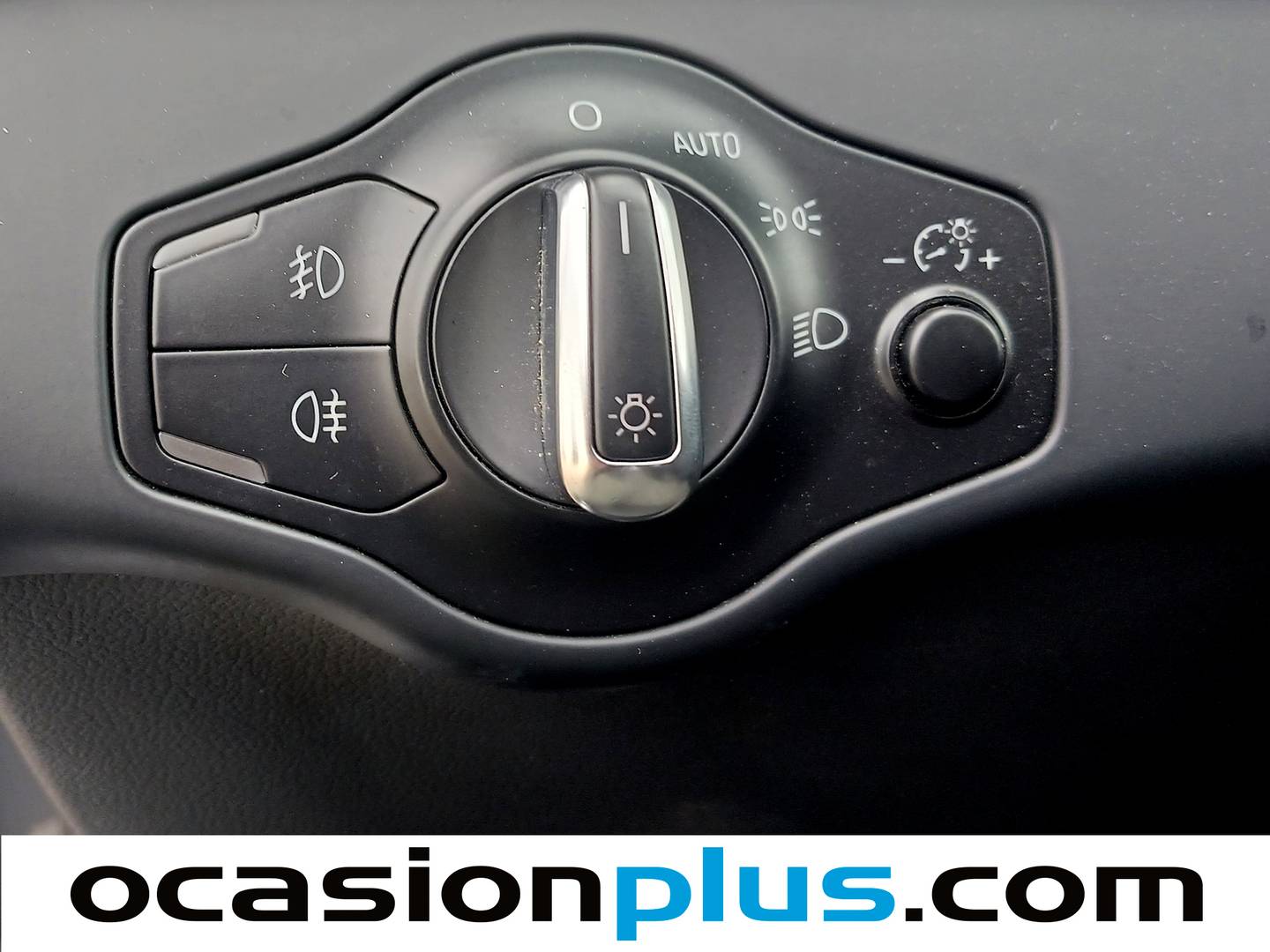 Equipamiento del Audi A4 Audi A4 Avant S line edition 2.0 TDI (150 CV)