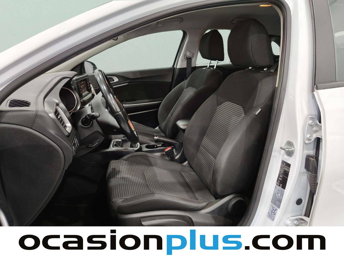 Foto asientos delanteros KIA Ceed KIA Ceed 1.0 T-GDi Concept (120 CV)