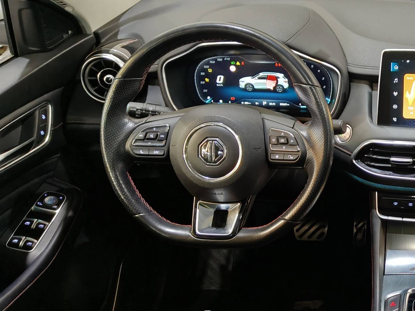 Foto MG HS MG HS 1.5 Turbo GDI Luxury DCT (162 CV)