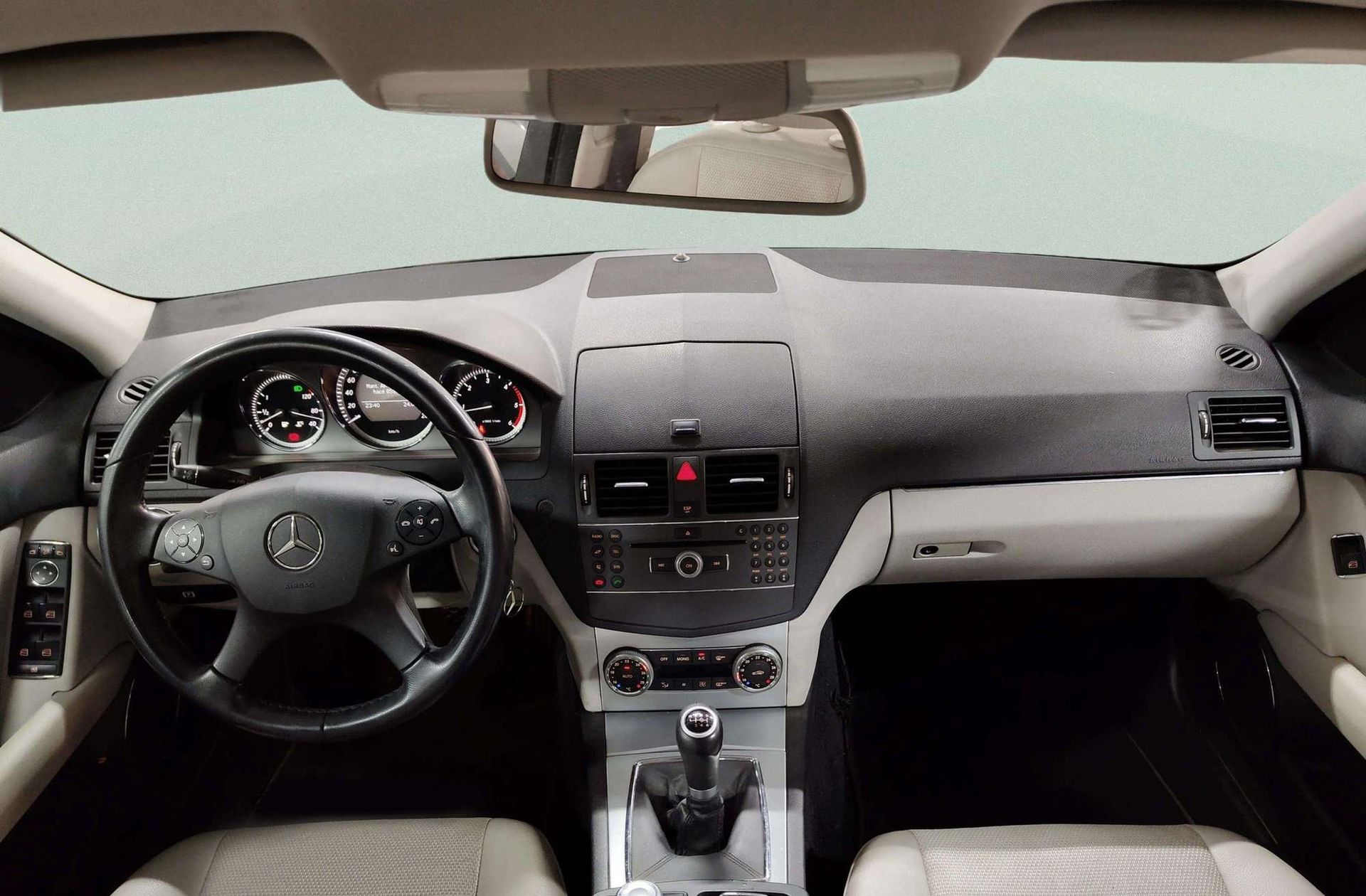 Mercedes-Benz Clase C 200 CDI Blue Efficiency Avantgarde - foto 7