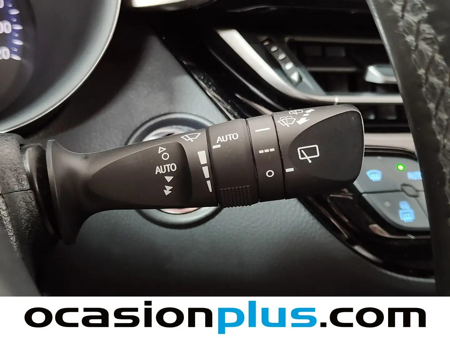 Foto Toyota C-HR Toyota C-HR 1.8 125H Advance  (122 CV)