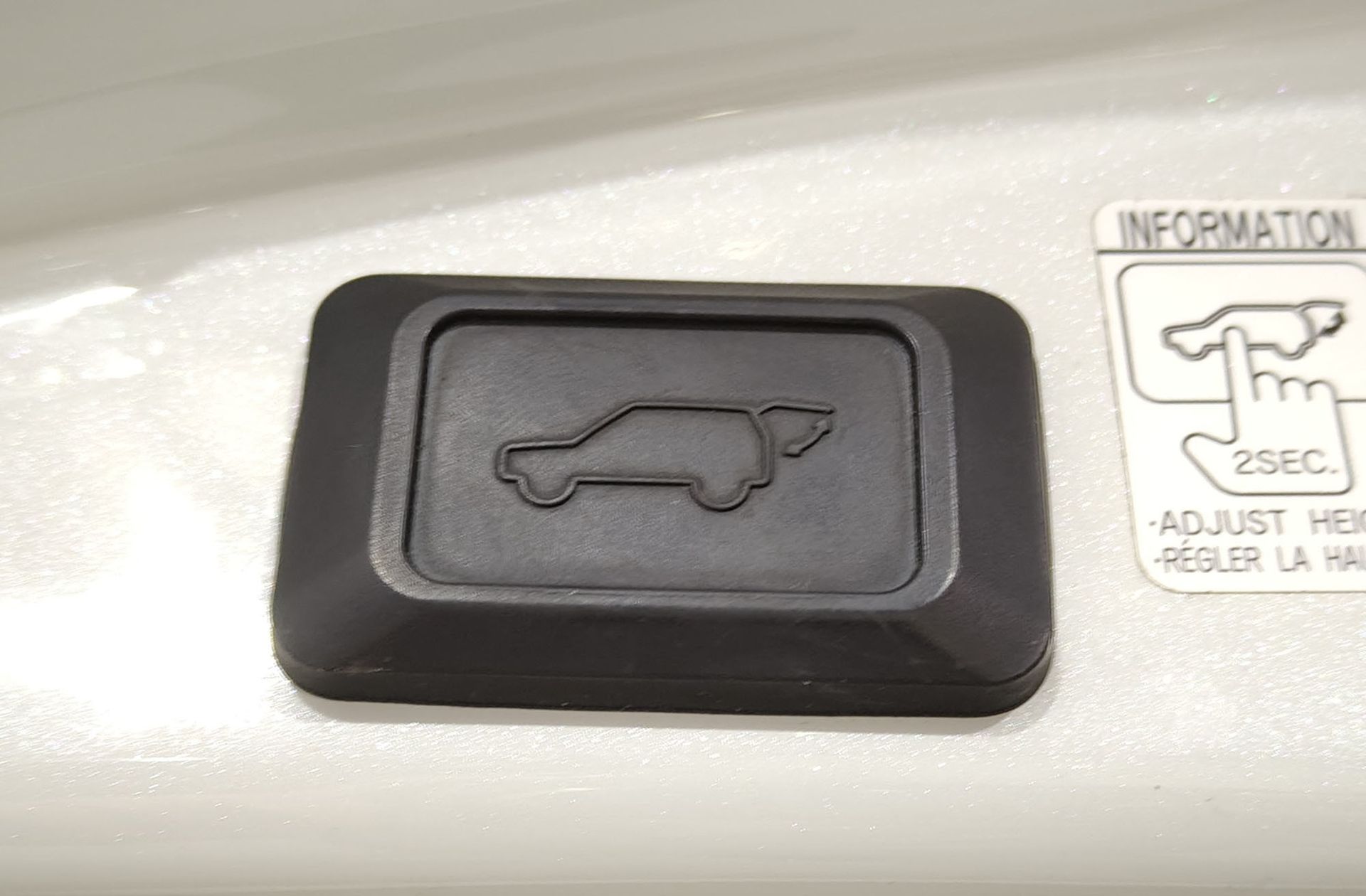 Toyota RAV4 2.5l hybrid Advance Pack Drive 2WD - foto 18