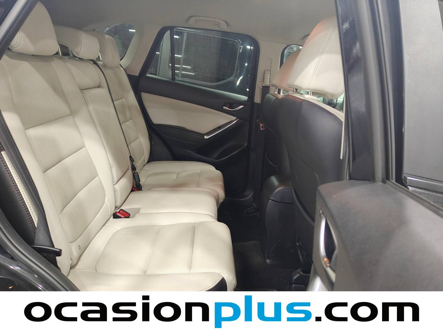 Foto asientos traseros Mazda CX-5 Mazda CX-5 2.2 DE Luxury + Premium 4WD Auto (150 CV)