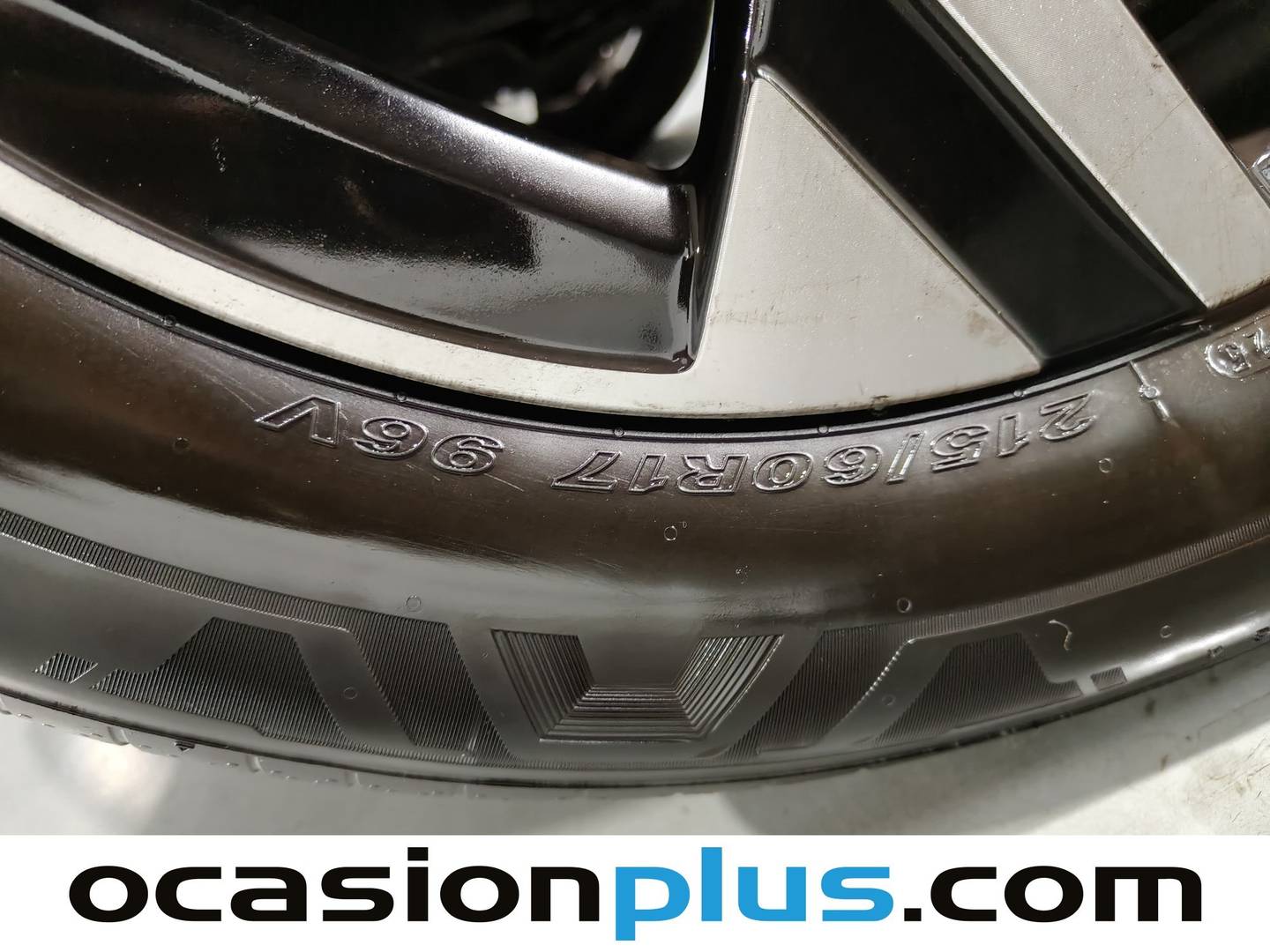 Foto Peugeot 2008 Peugeot 2008 PureTech 100 S&S Allure (100 CV)