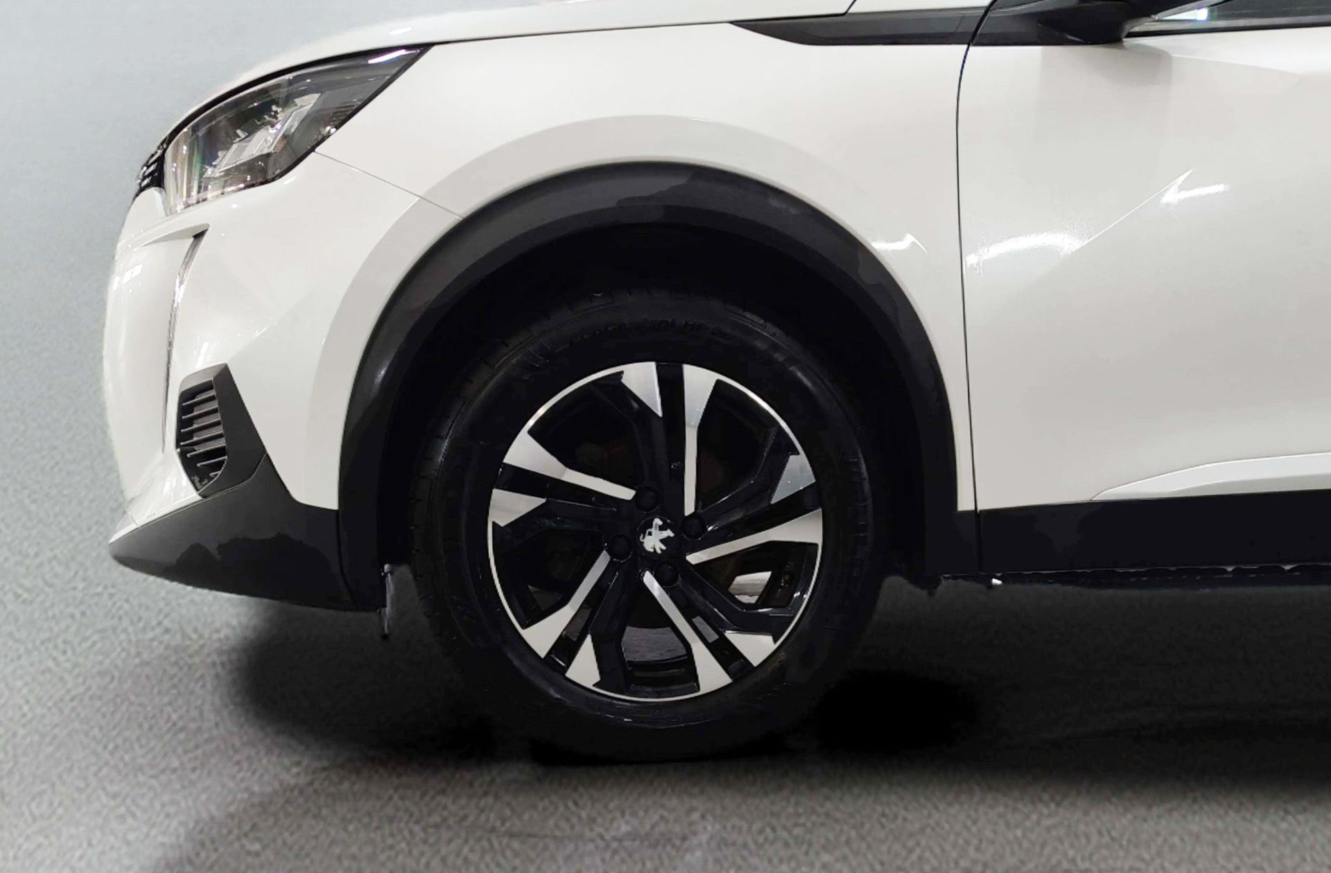 Peugeot 2008 PureTech 100 Allure - foto 34