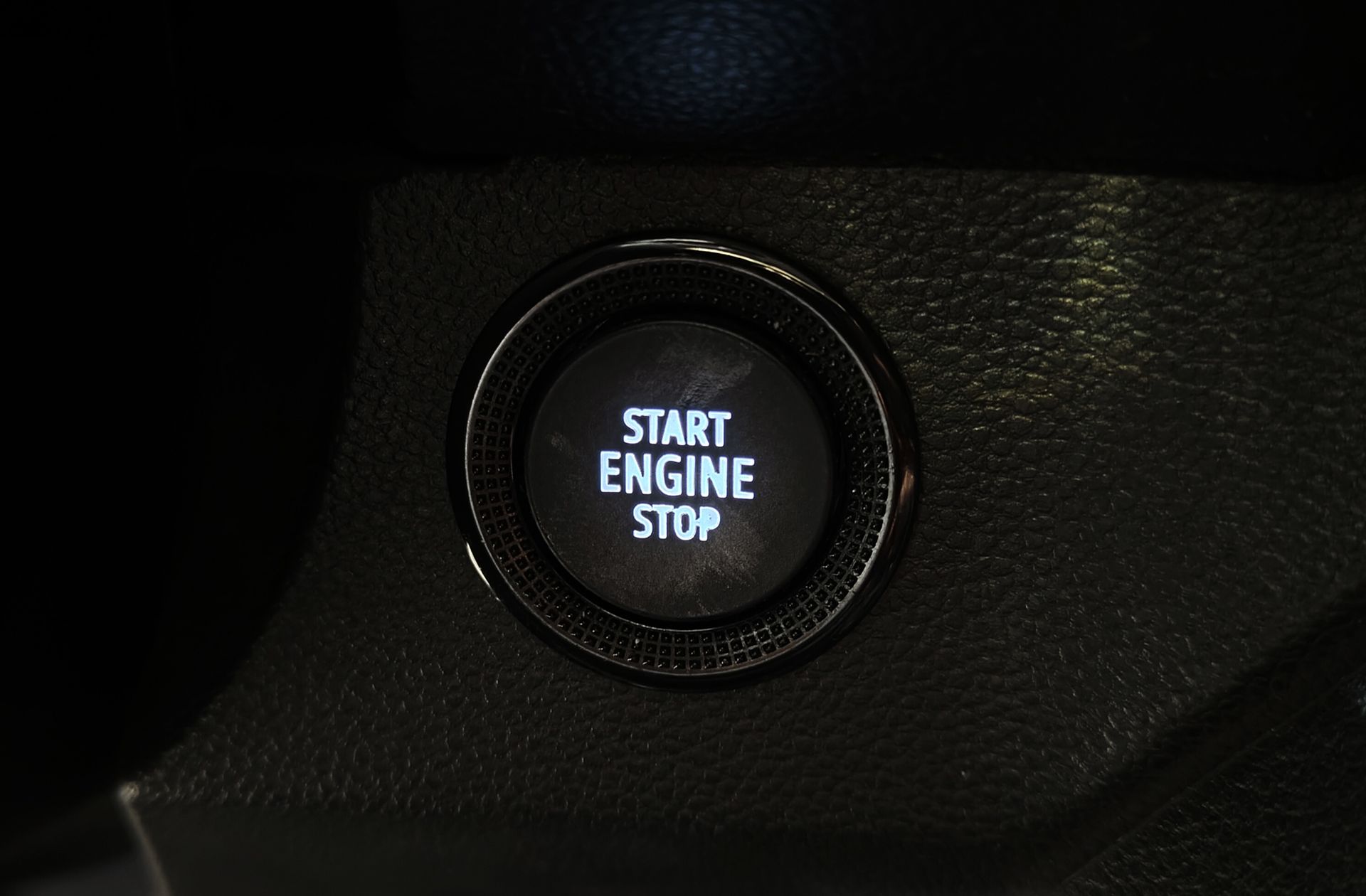 Dacia Sandero Stepway Comfort TCe CVT - foto 34