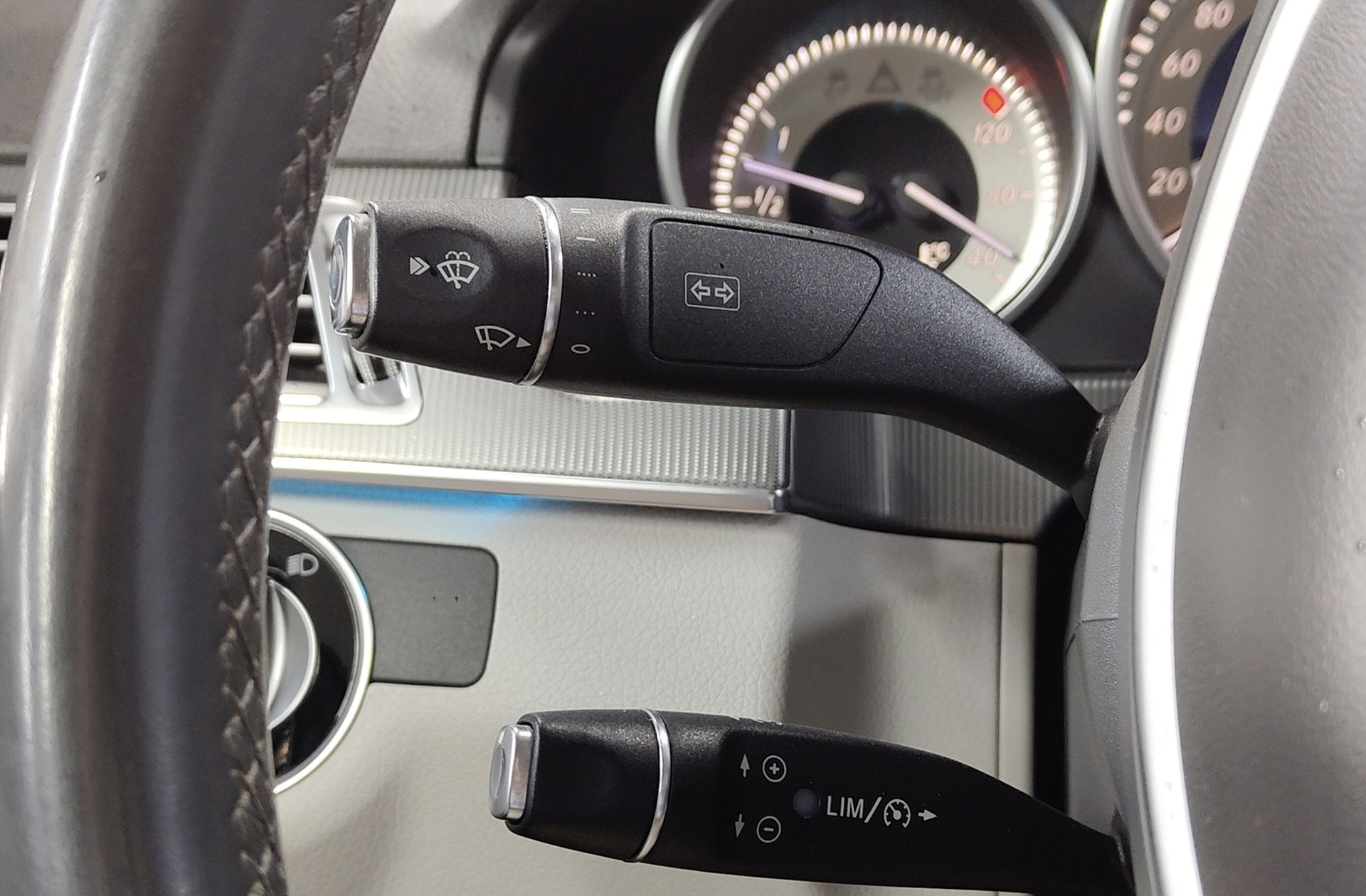 Mercedes-Benz Clase E E 220 CDI Avantgarde Plus - foto 27