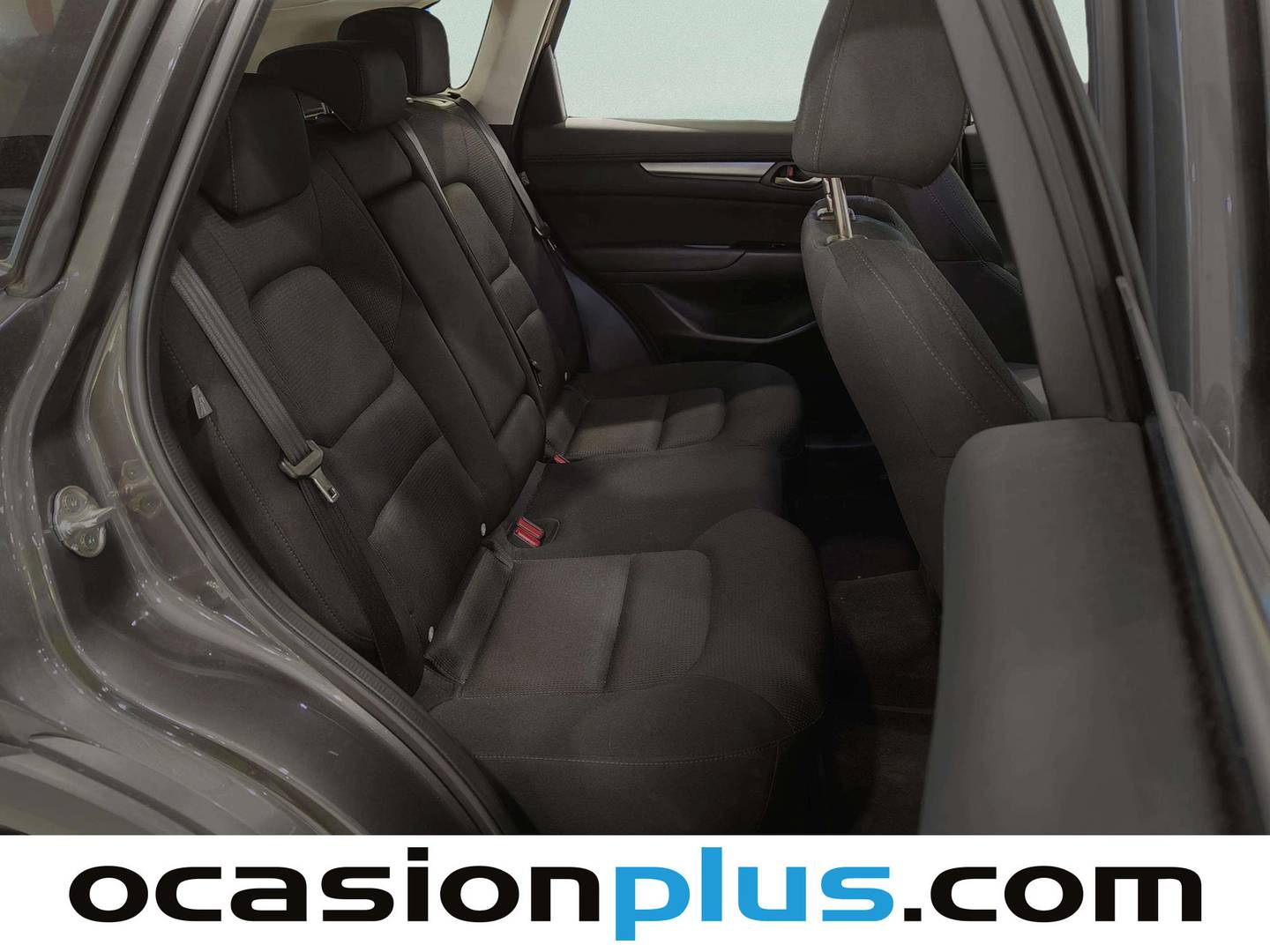 Foto asientos traseros Mazda CX-5 Mazda CX-5 2.0 E-SKYACTIV-G MHEV Advantage (165 CV)