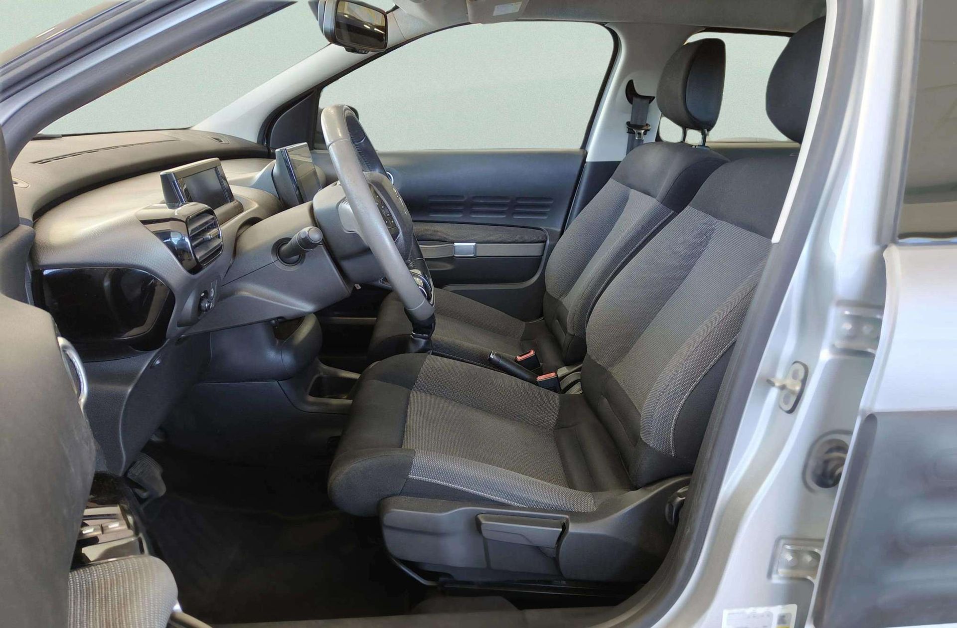 Citroën C4 Cactus 1.2 VTi Feel Fine - foto 9