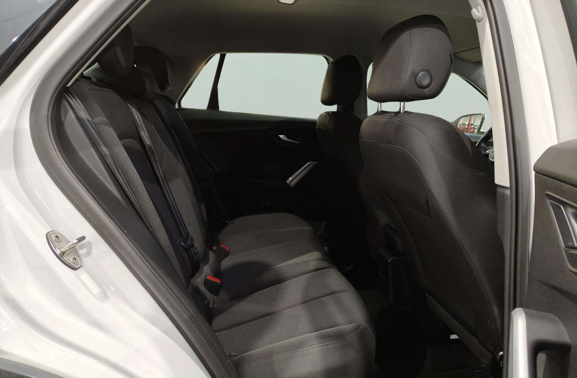 Audi Q2 Advanced 30 TDI - foto 11