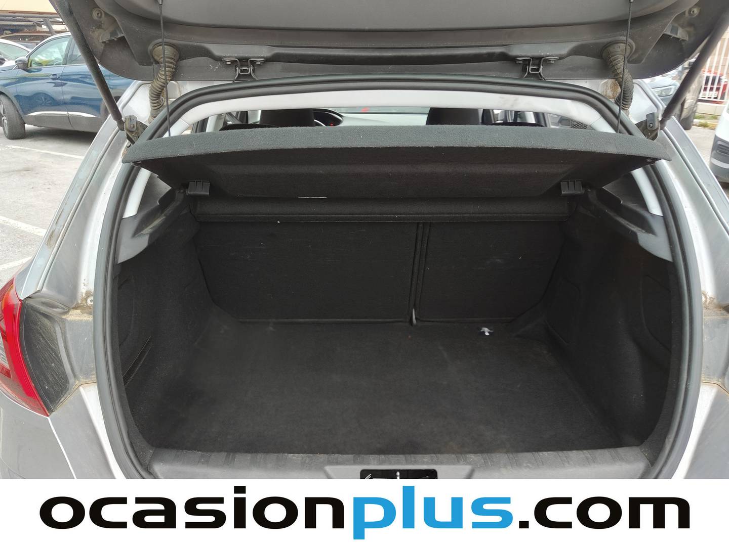 Foto Peugeot 308 Peugeot 308 Active Pack BlueHDi S&S (130 CV)