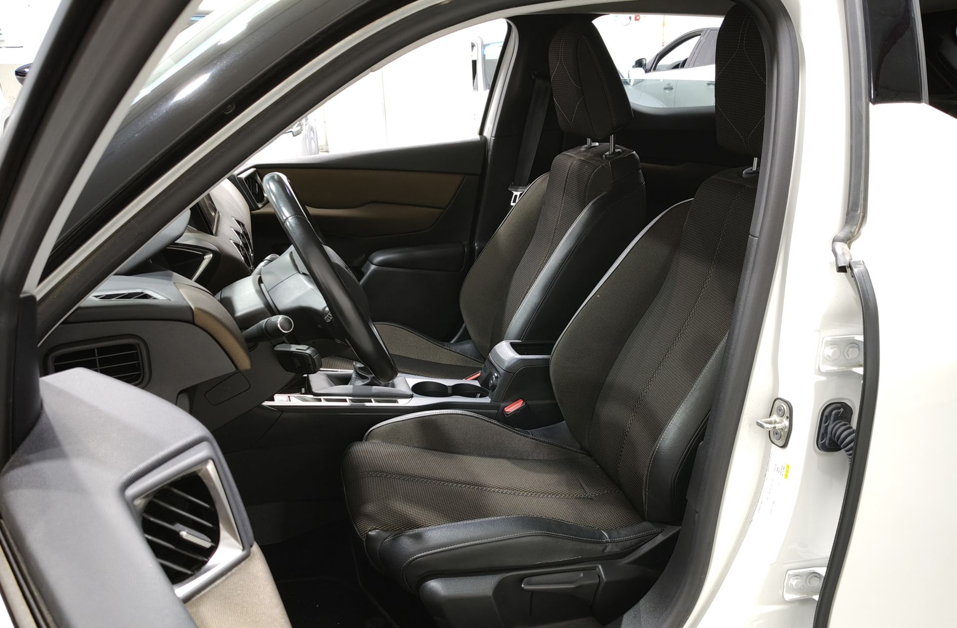 DS DS 3 Crossback BlueHDi 100 So Chic - foto 10