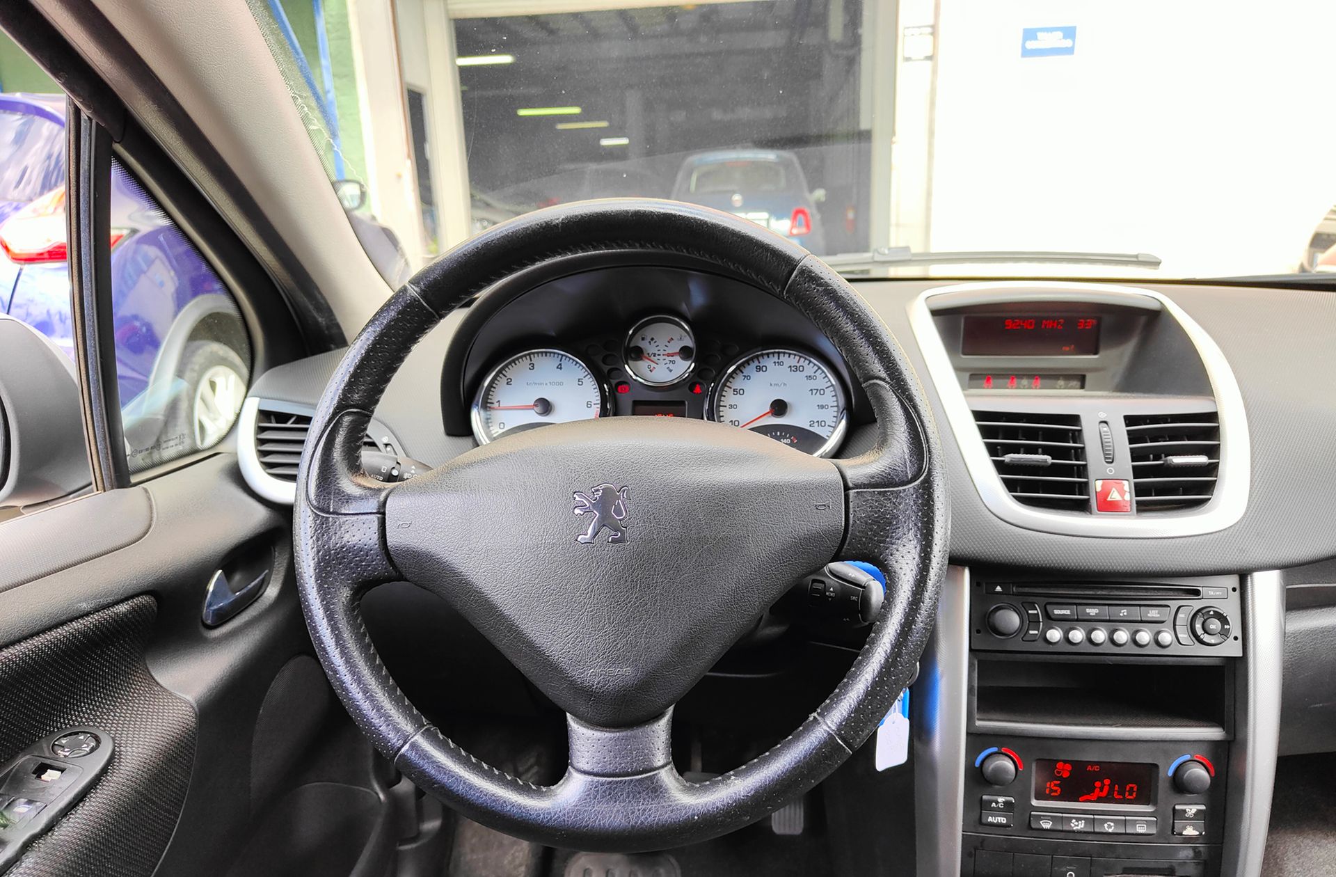 Peugeot 207 1.6 VTi 16v XS - foto 19