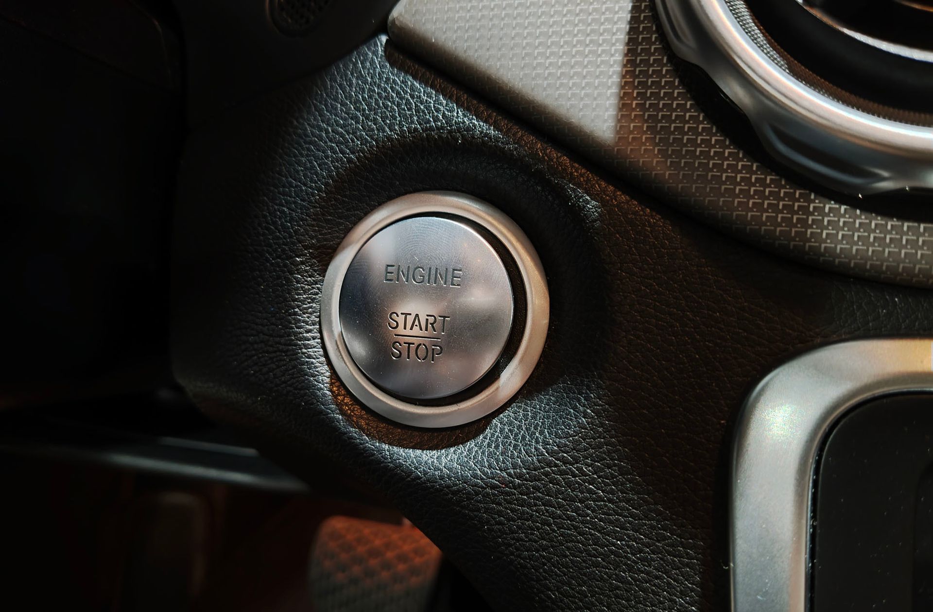 Mercedes-Benz GLA 180 - foto 33