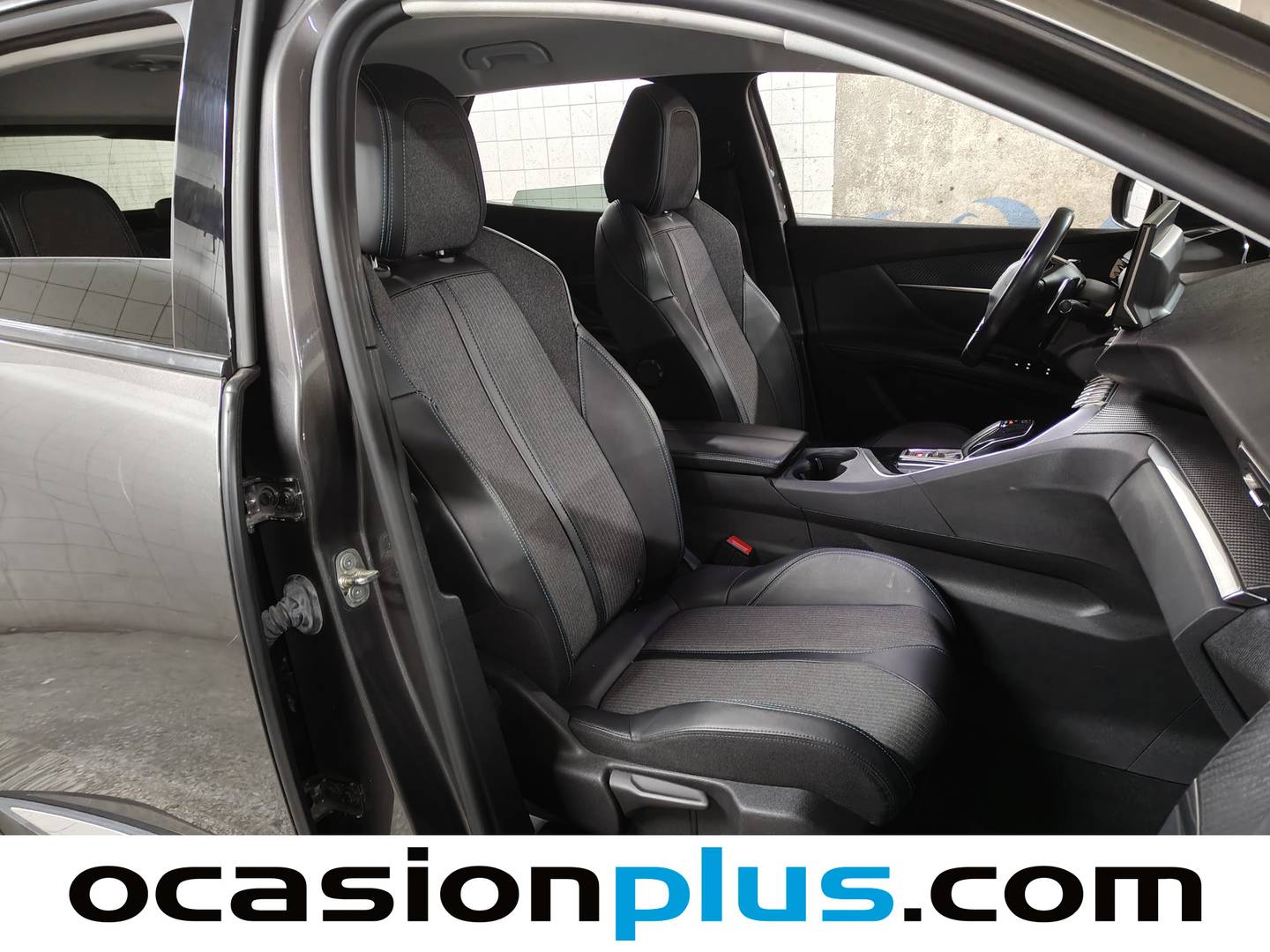 Foto Peugeot 3008 Hybrid Peugeot 3008 Hybrid 225 Allure e-EAT8 (225 CV)