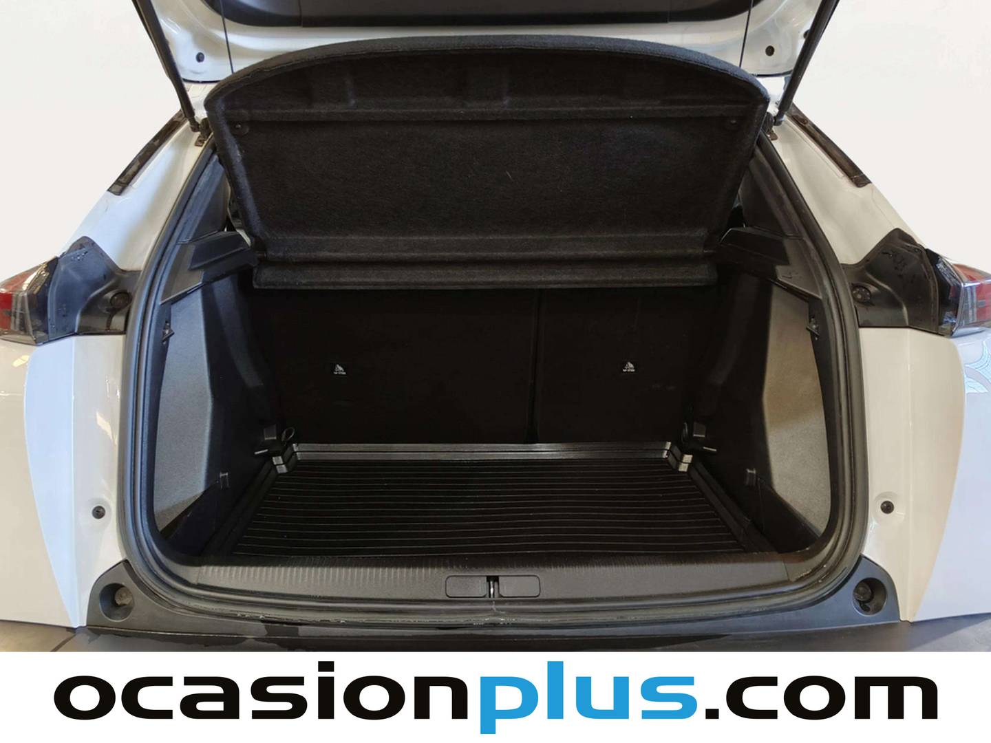 Fotos maletero Peugeot 2008 Peugeot 2008 BlueHDi 110 S&S Active (110 CV)