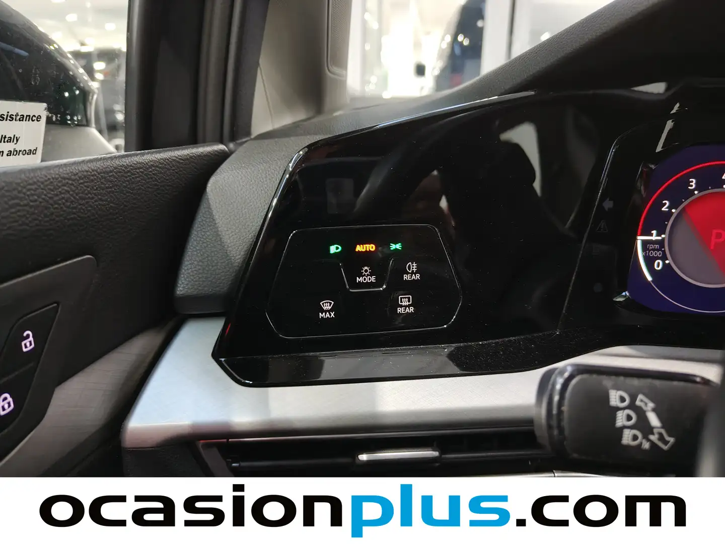 Foto Volkswagen Golf Volkswagen Golf Life 1.0 eTSI (110 CV) DSG