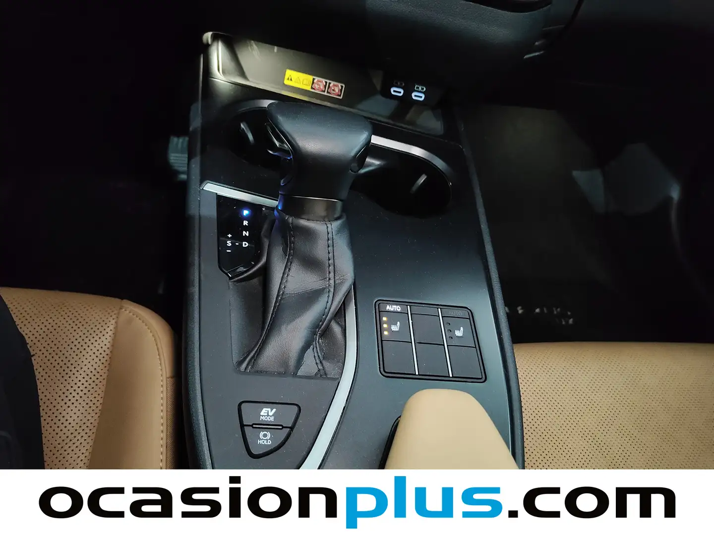 Foto Lexus UX Lexus UX 250h Executive (184 CV)