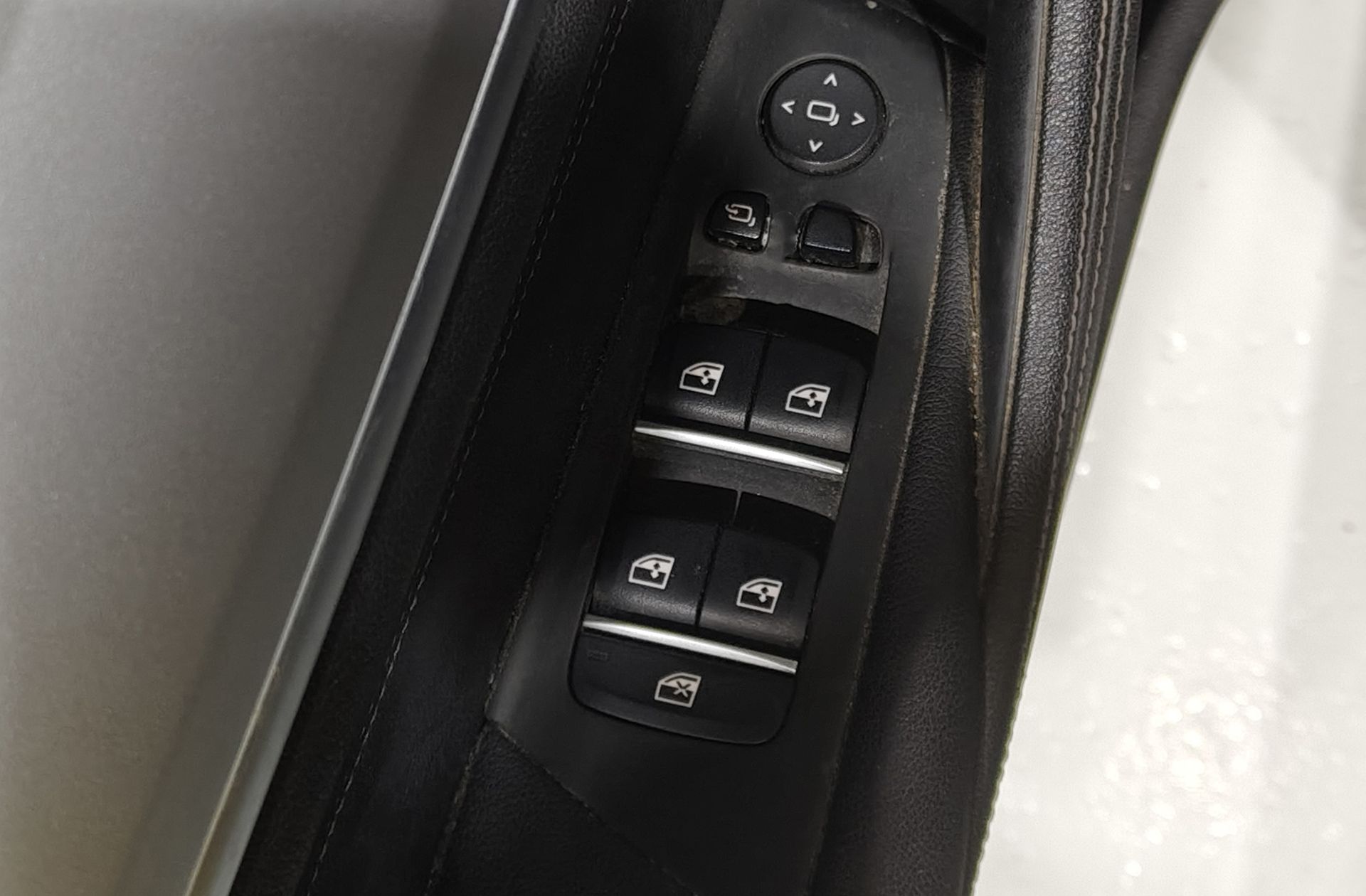 BMW Serie 5 520d xDrive Touring - foto 32