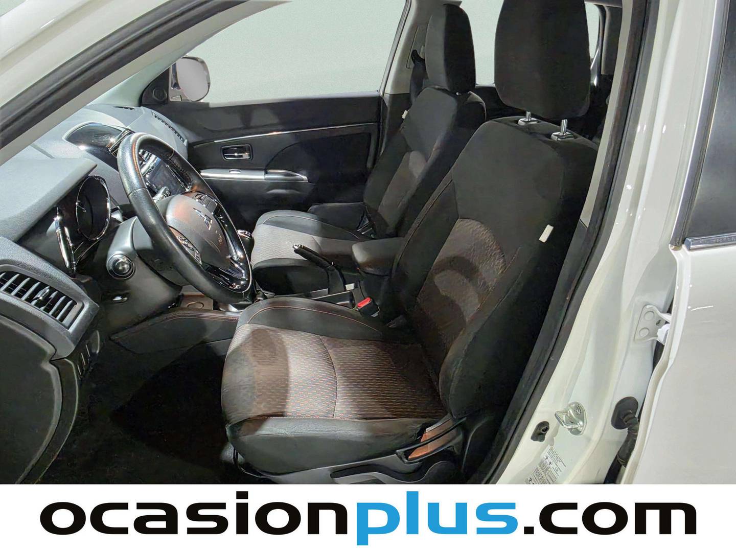 Foto asientos delanteros Mitsubishi ASX Mitsubishi ASX 160 MPI Motion (117 CV)