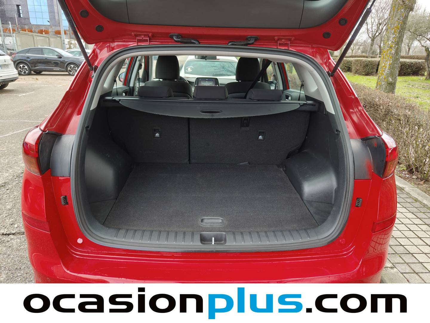 Foto Hyundai Tucson Hyundai Tucson 1.6 CRDI 48V SLE 4x2 (116 CV)