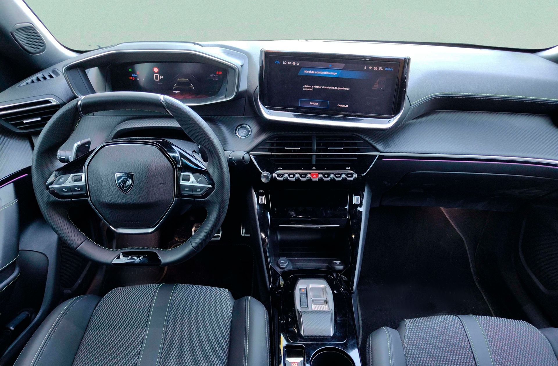 Peugeot 2008 GT Hybrid eDCS6 - foto 6