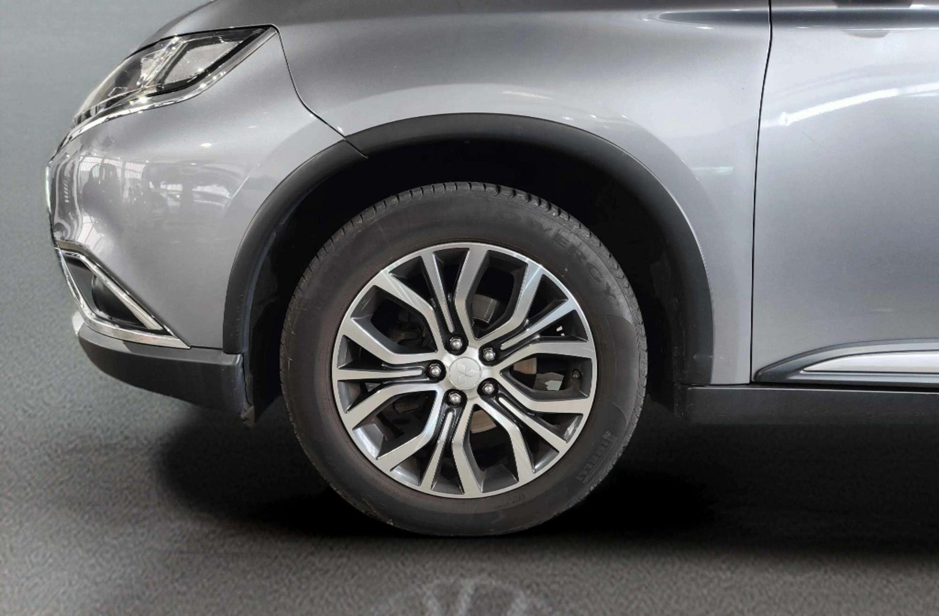 Mitsubishi Outlander 200 MPI Motion 2WD CVT - foto 38