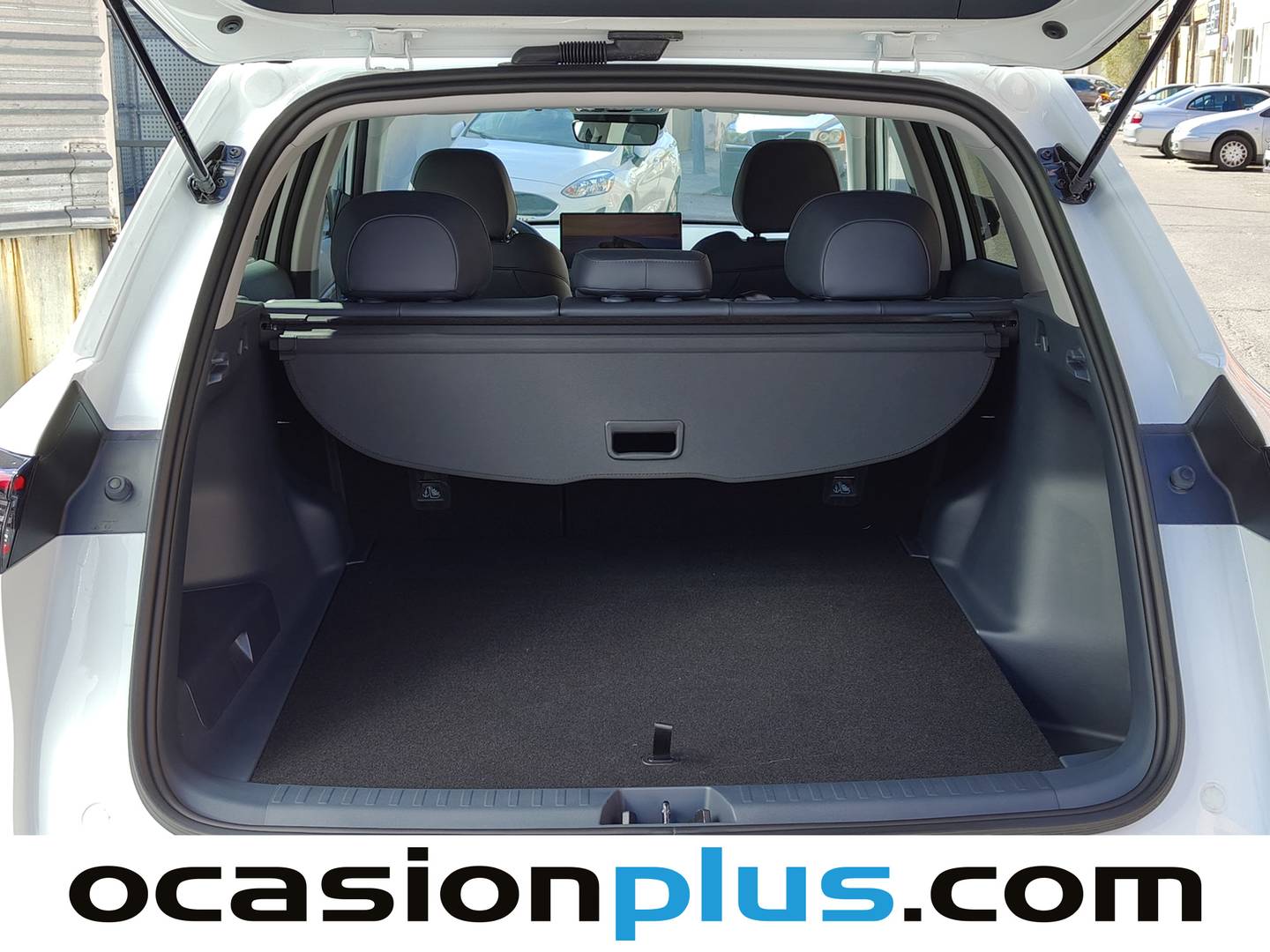 Fotos maletero Geely Starray EM-i Geely Starray EM-i 1.5 PHEV PRO (262 CV)