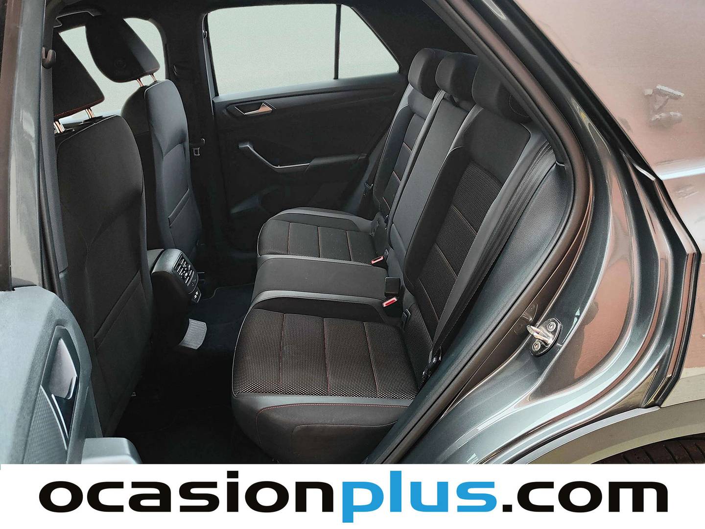 Foto Volkswagen T-Roc Volkswagen T-Roc Sport 2.0 TDI (150 CV) DSG