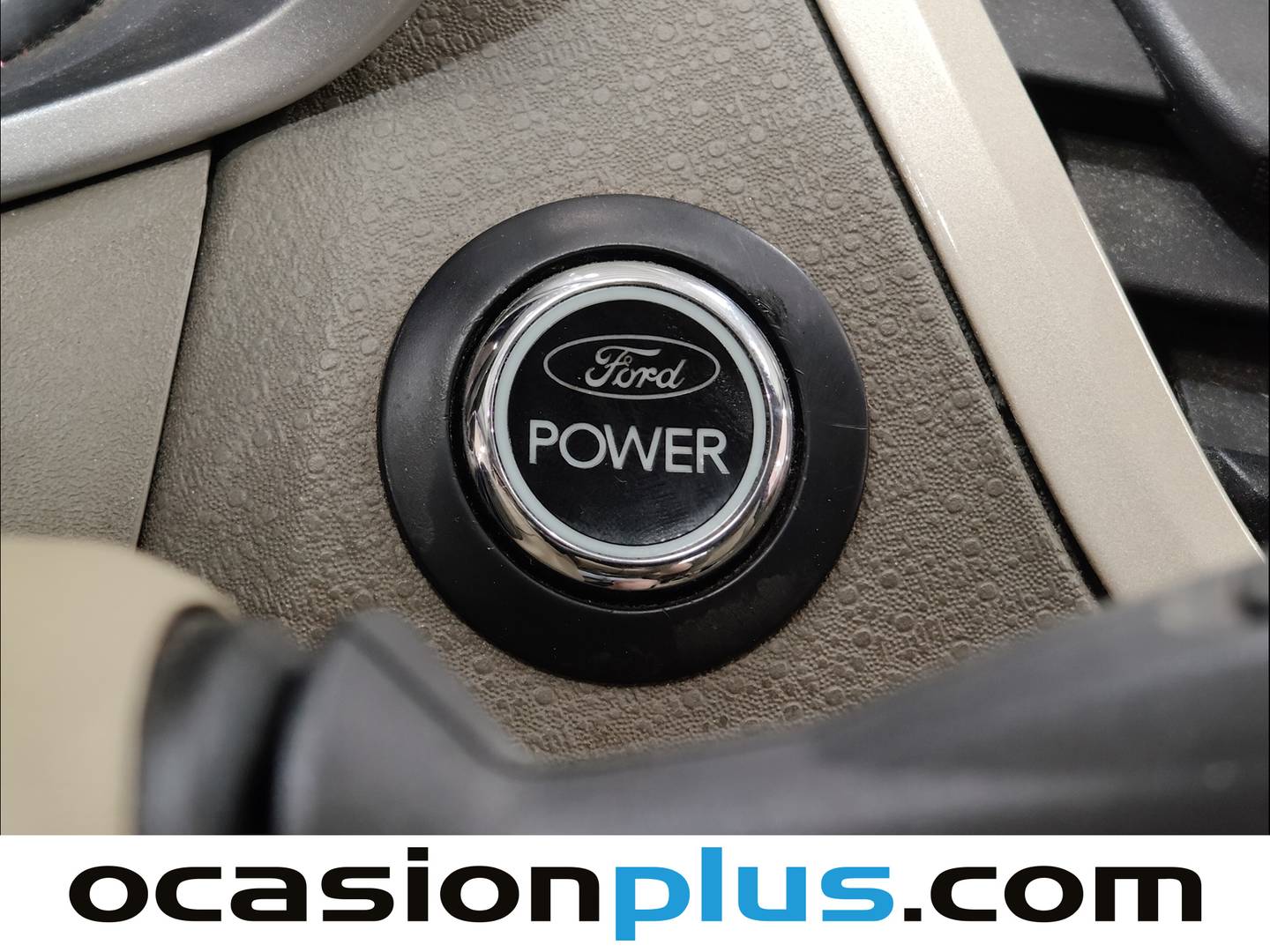 Equipamiento del Ford Fiesta Ford Fiesta 1.4 Titanium (96 CV)