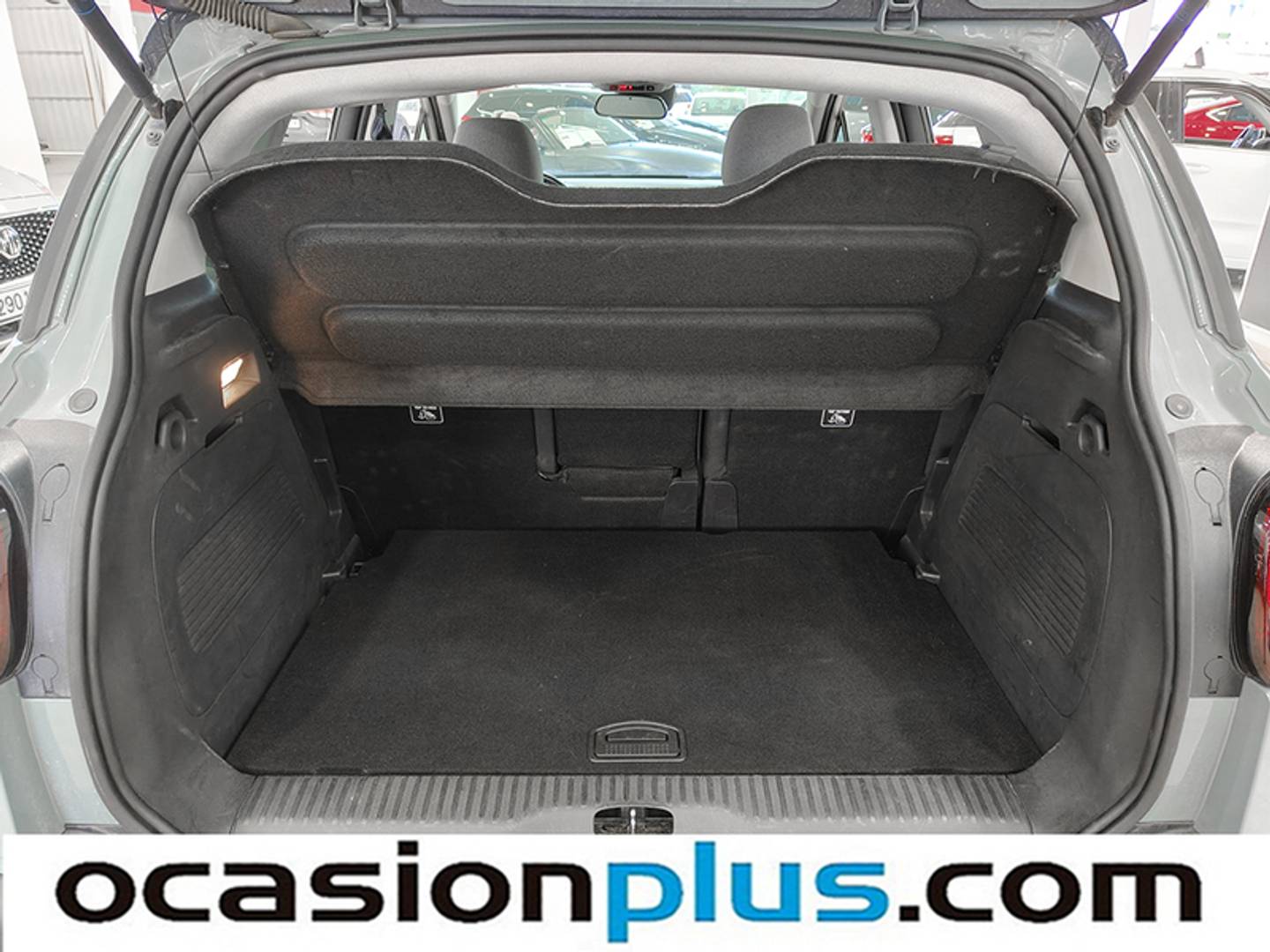 Foto Citroën C3 Aircross Citroen C3 Aircross PureTech 130 Shine Pack EAT6 Auto (131 CV)