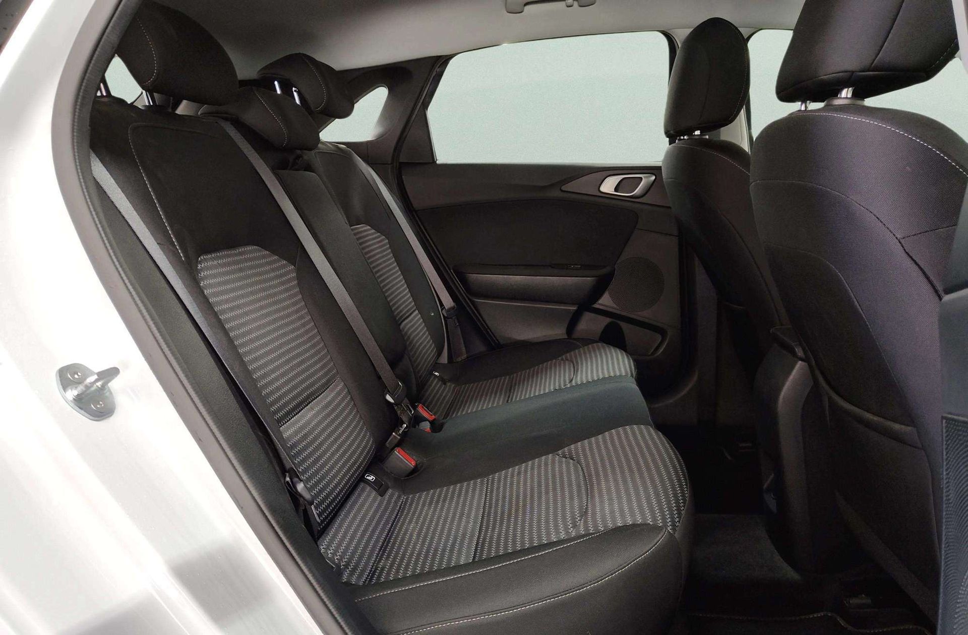 Kia Ceed 1.0 T-GDi Drive - foto 17