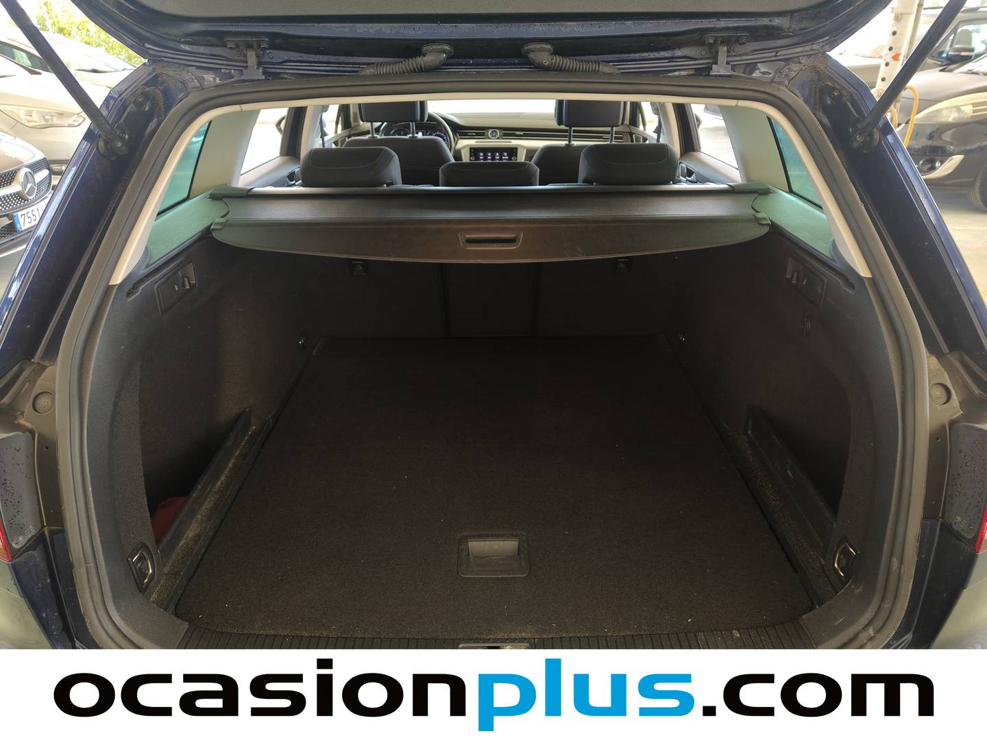 Foto Volkswagen Passat Volkswagen Passat Variant Advance 2.0 TDI (150 CV) DSG