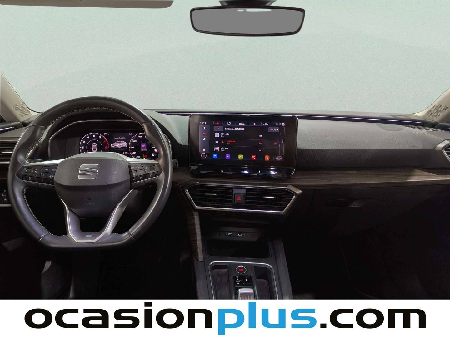 Foto asientos delanteros Seat León Seat León 1.5 eTSI S&S Xcellence Launch Pack M DSG-7 (150 CV)