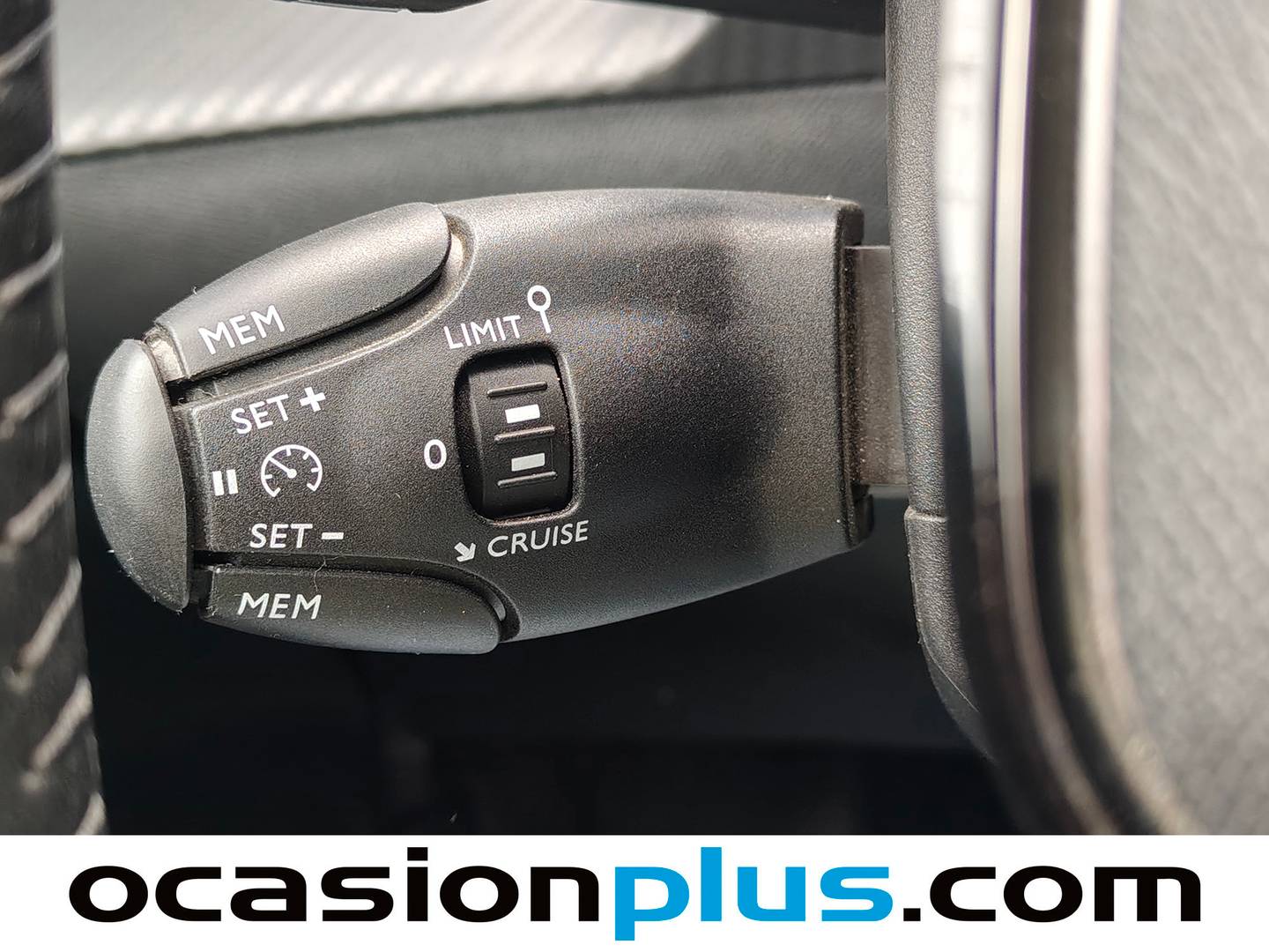 Accesorios del Peugeot 208 Peugeot 208 Style Hybrid 110 eDCS6 81 kW (110 CV)