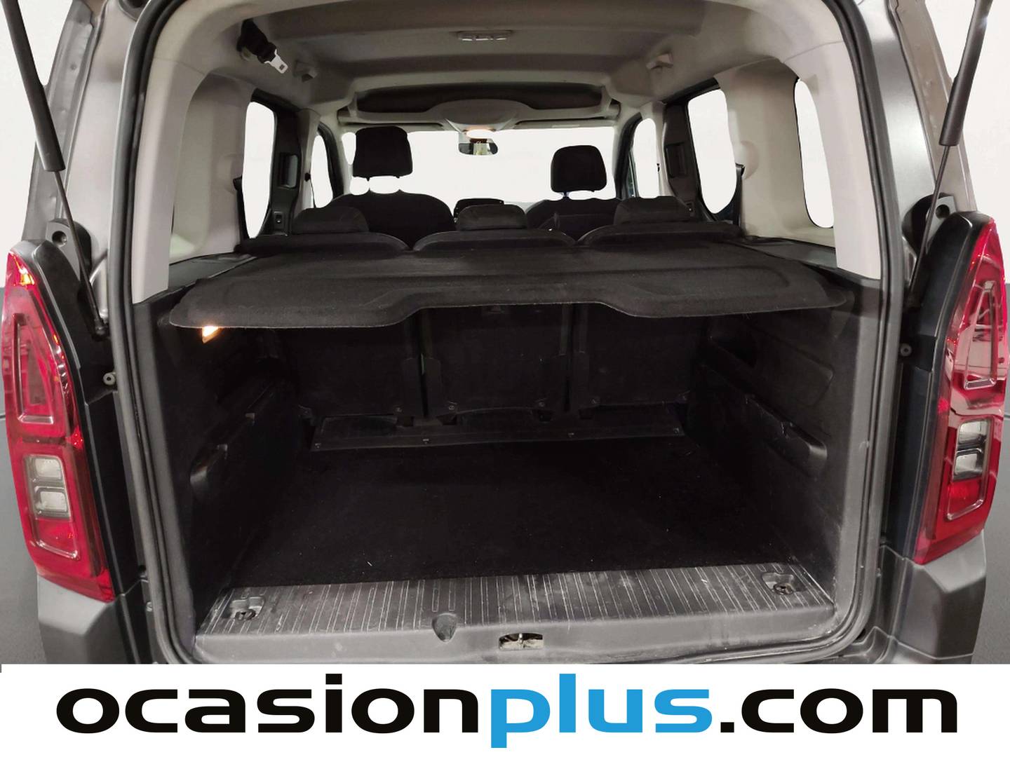 Fotos maletero Citroën Berlingo Citroën Berlingo BlueHDi 100 S&S Talla M Shine (102 CV)