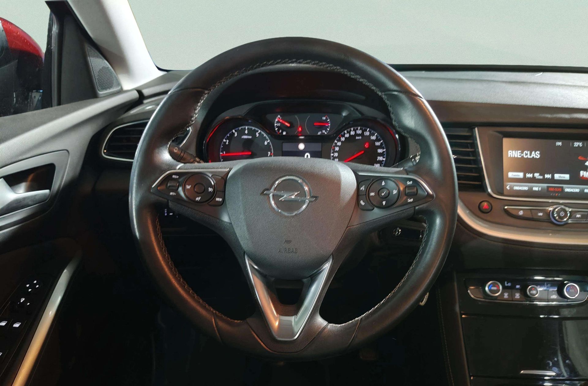 Opel Grandland 1.2 Turbo Selective - foto 19