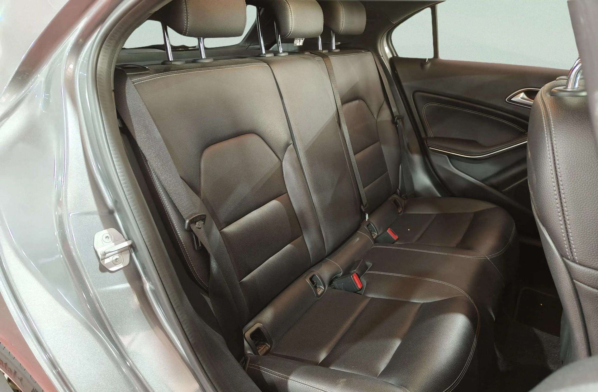 Mercedes-Benz Clase A 180 d - foto 17