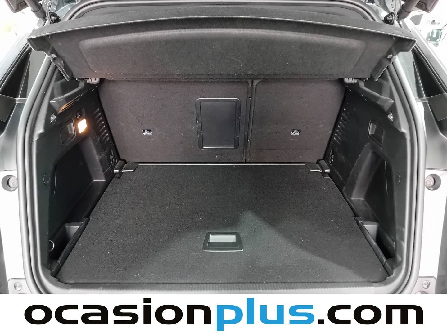 Fotos maletero Peugeot 3008 Peugeot 3008 BlueHDI 130 S&S GT Line (130 CV)