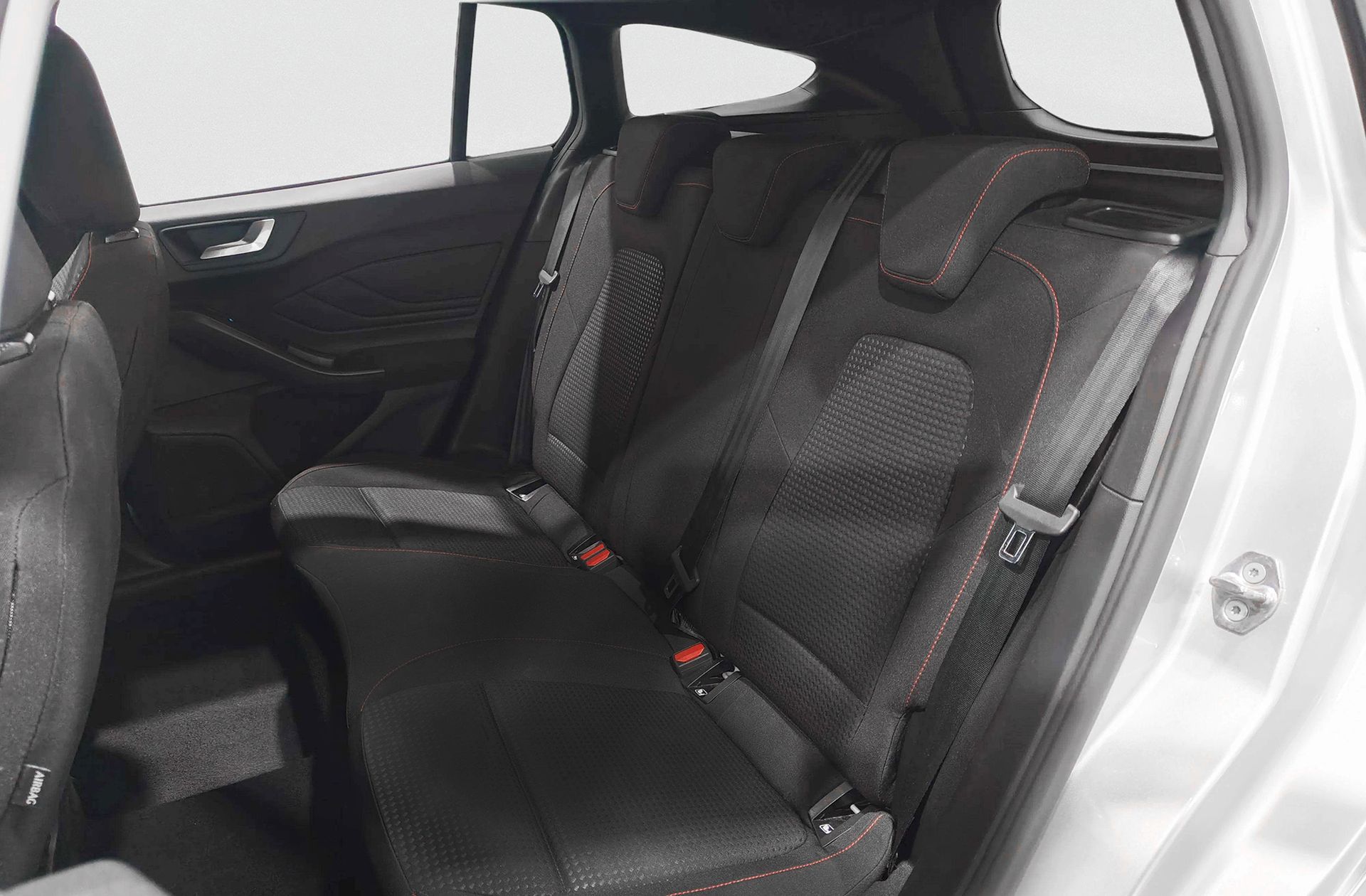 Ford Focus 1.0 EcoBoost MHEV ST-Line - foto 15