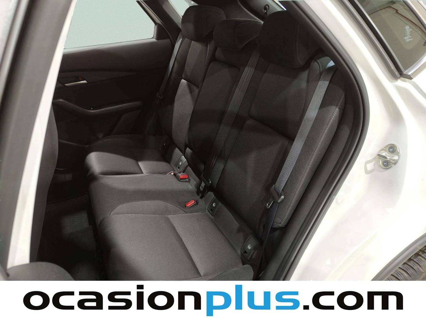 Foto asientos traseros Mazda CX-30 Mazda CX-30 2.0 e-Skyactive G MHEV Prime-line 6AT (122 CV)