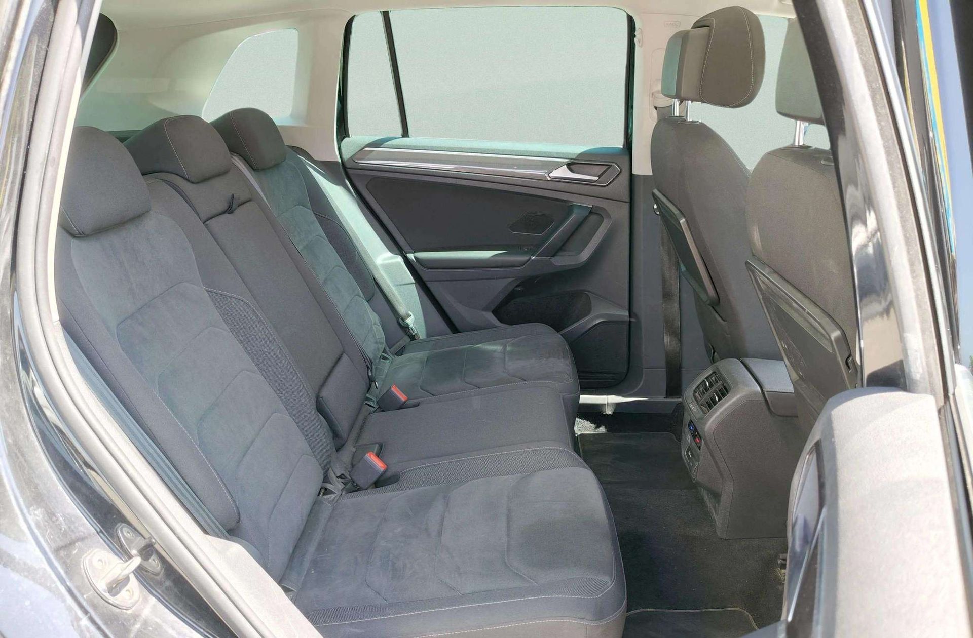 Volkswagen Tiguan Sport 2.0 TDI DSG Pack R-Line - foto 20