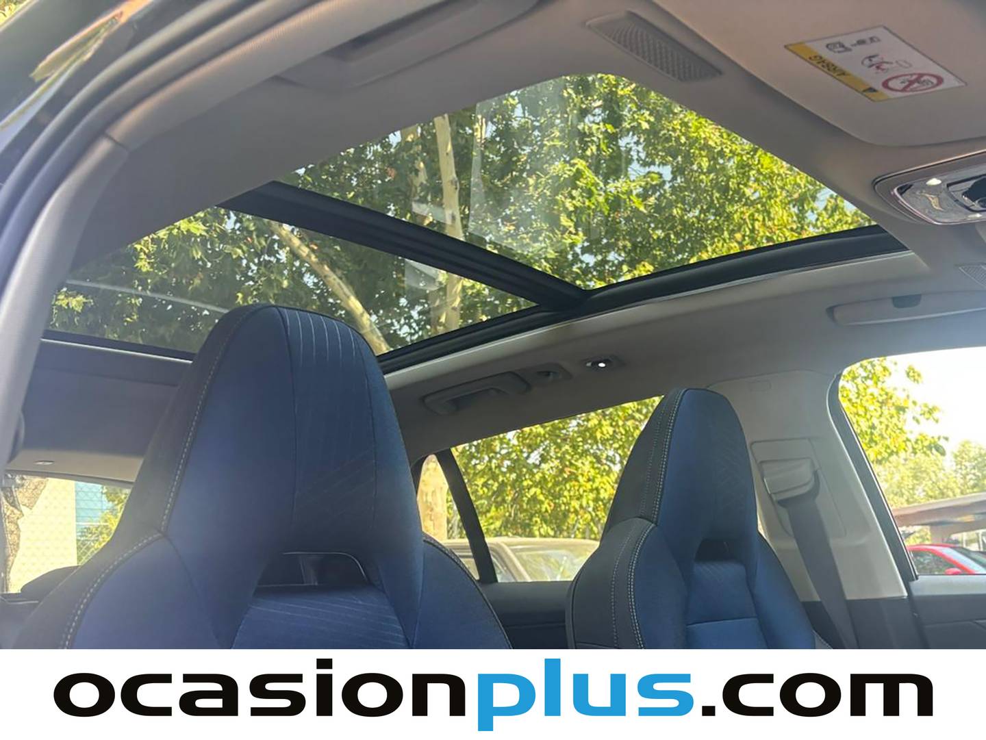 Extras y acabados del Lynk & Co 01 Lynk & Co 01 1.5 PHEV (261 CV)