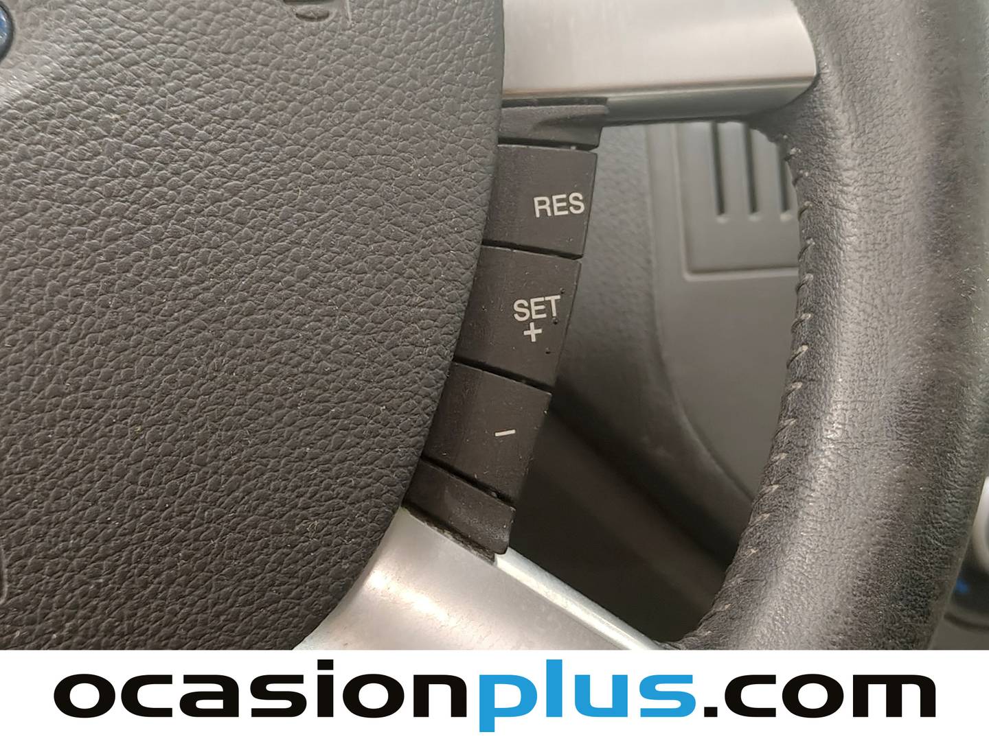 Ford C-Max Ford C-Max 1.8 Flexifuel Ghia (125 CV) seminuevo