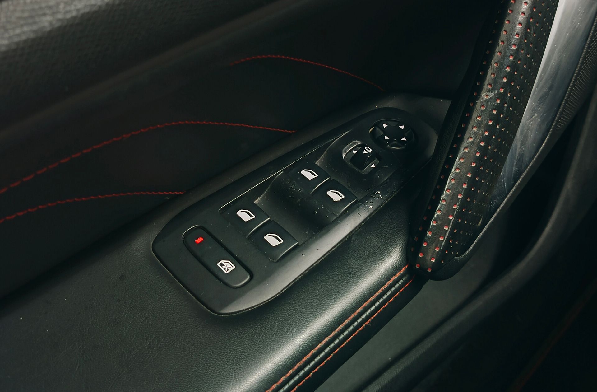 Peugeot 308 1.6 GTI - foto 40