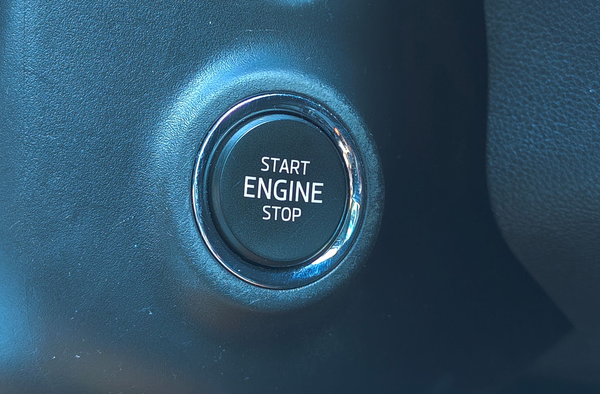 Škoda Kamiq 1.0 TSI Emotion - foto 35