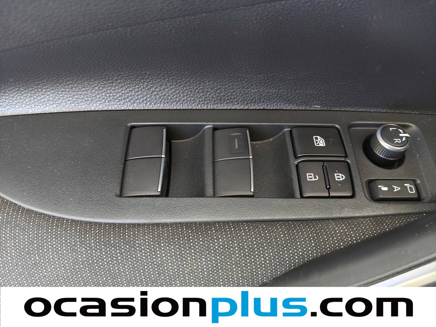 Toyota Corolla Toyota Corolla 140H Style (140 CV) de segunda mano