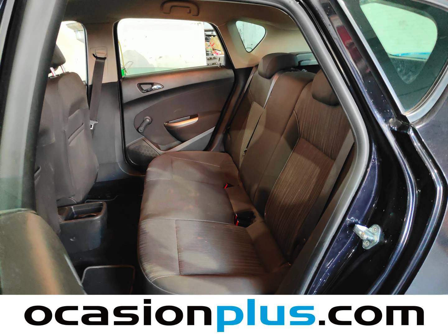 Foto asientos traseros Opel Astra Opel Astra 1.6 Enjoy (115 CV)